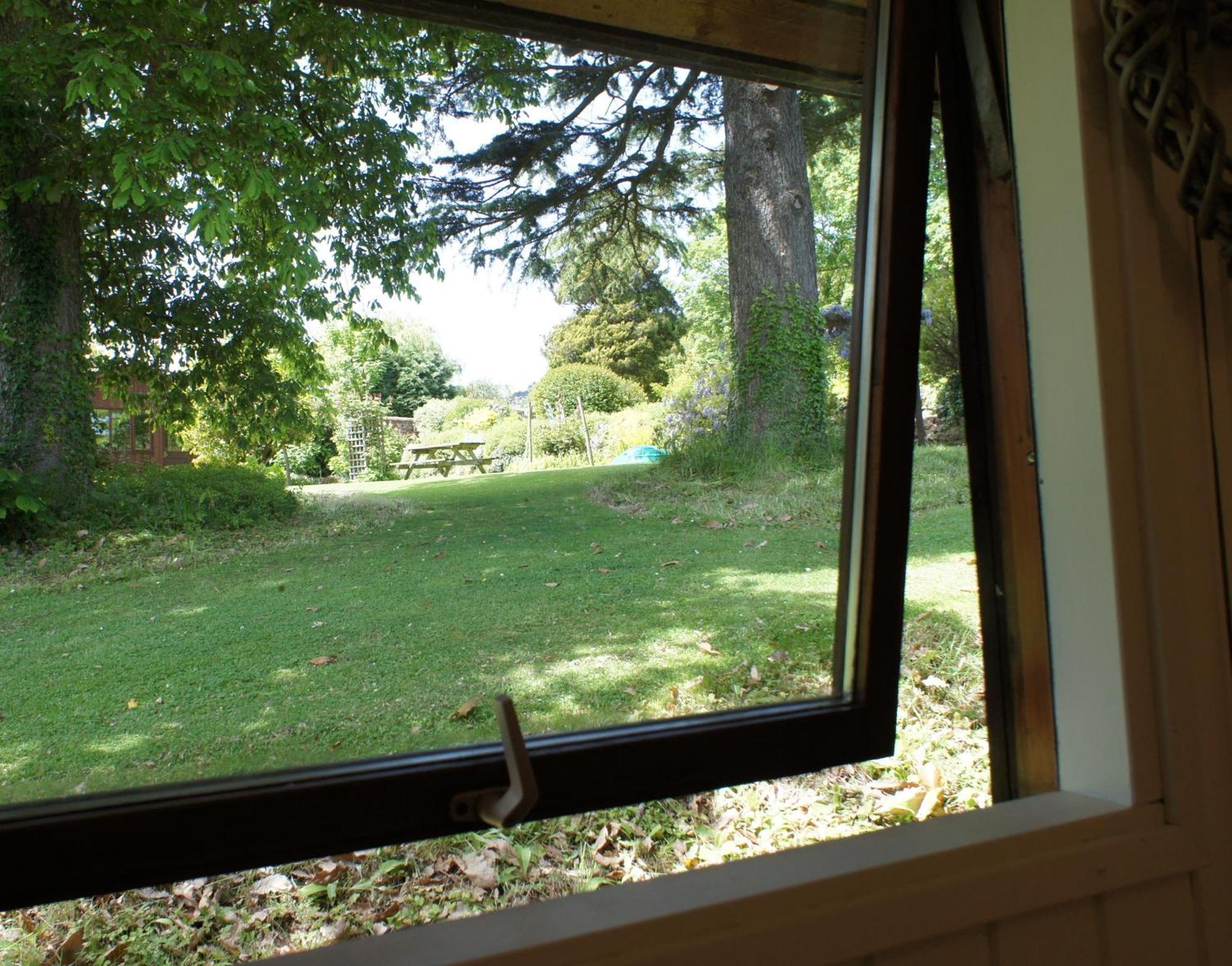 Laburnum Lodge Sleeps 6 Wheelchair Access Minehead Zewnętrze zdjęcie
